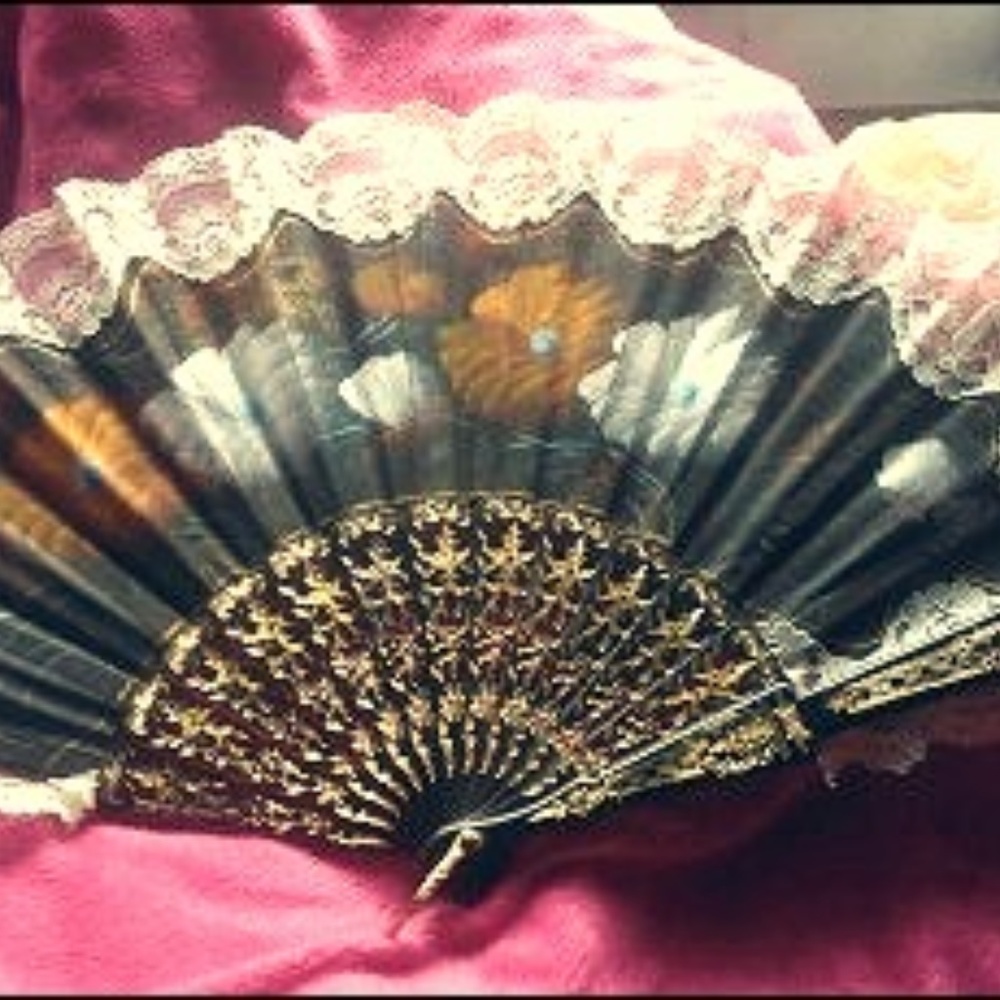 vintage womens hand fan